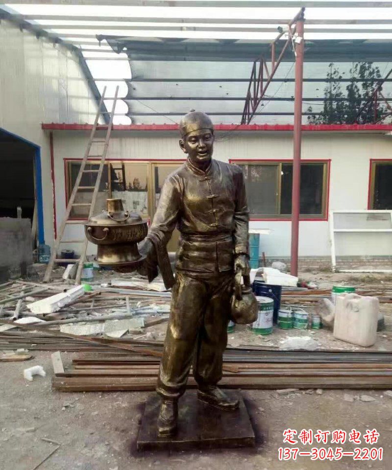 潍坊饭店门口店小二人物铜雕 (2)