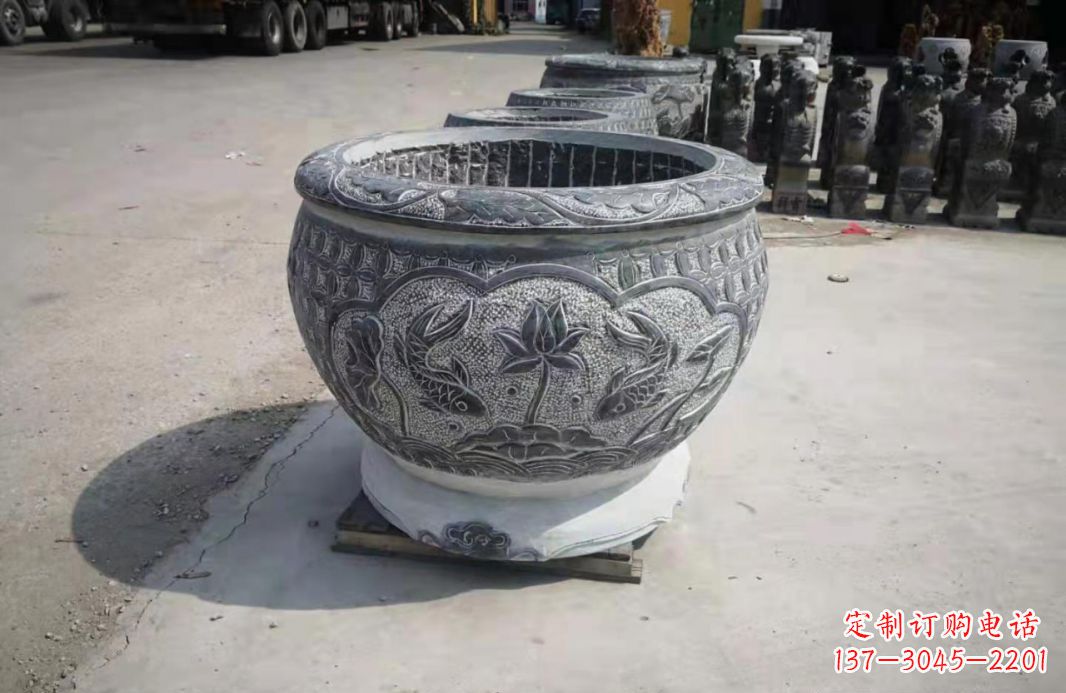 潍坊仿古石水缸荷花鲤鱼石雕