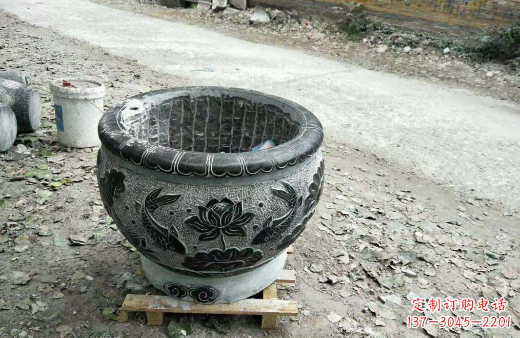 潍坊高雅的仿古圆形水缸石雕