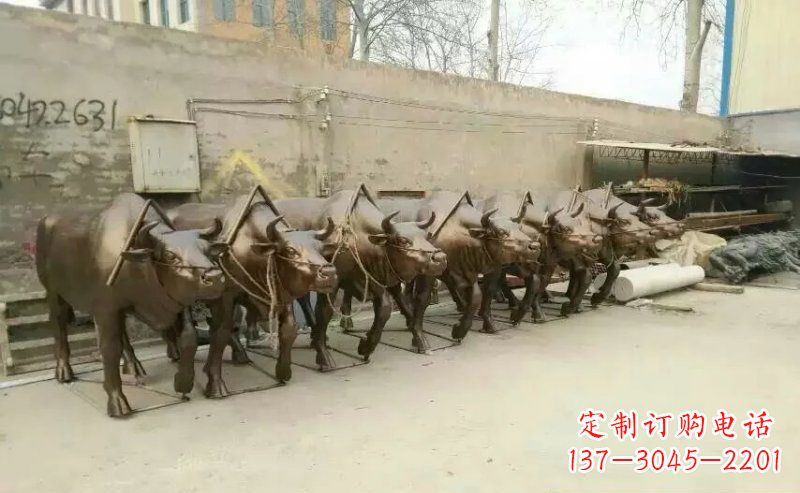 潍坊仿铜玻璃钢动物雕塑