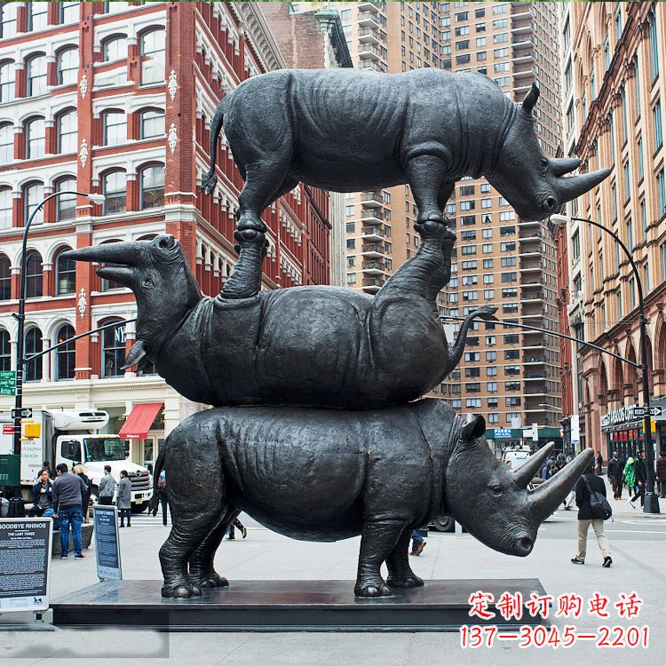 潍坊仿真犀牛景观铜雕-城市街道创意动物景观