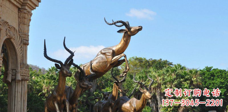 潍坊跃动的羚羊雕塑