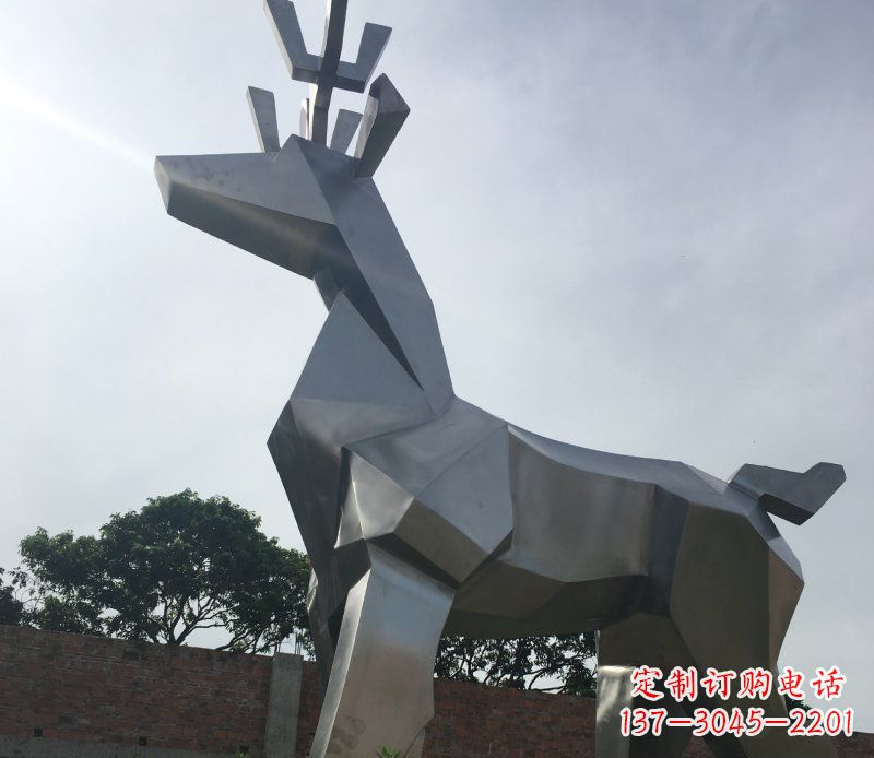 潍坊不锈钢几何鹿雕塑