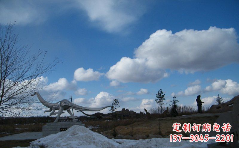 潍坊超大不锈钢动物恐龙雕塑