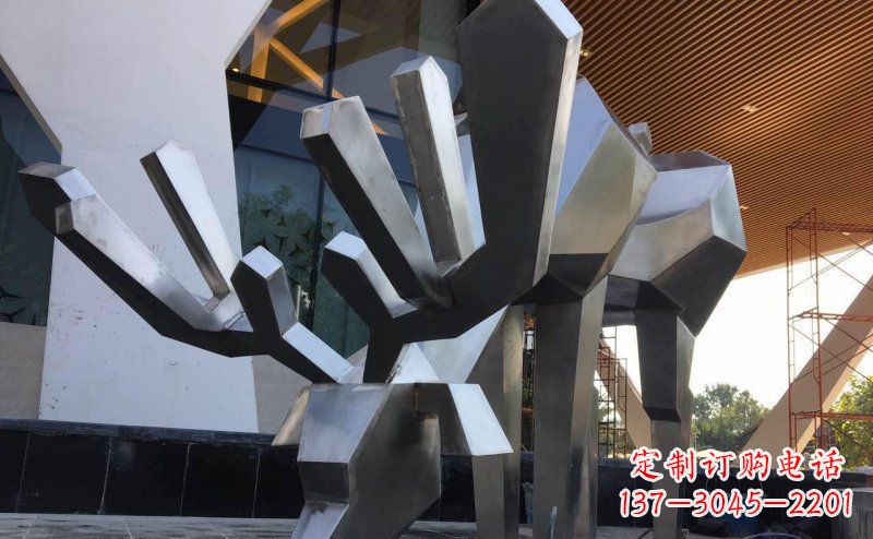 潍坊聚体雕塑抽象几何驯鹿