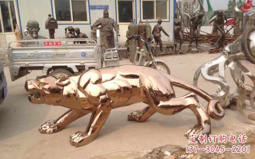 潍坊中领雕塑出品不锈钢动物雕塑