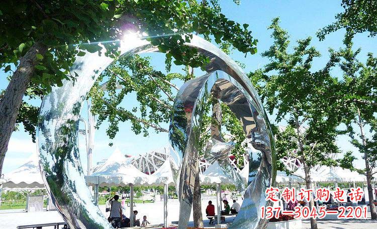 潍坊高端实木不锈钢镀层圆环雕塑