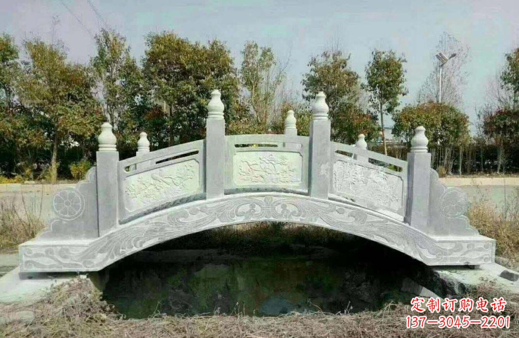 潍坊公园大理石桥雕塑