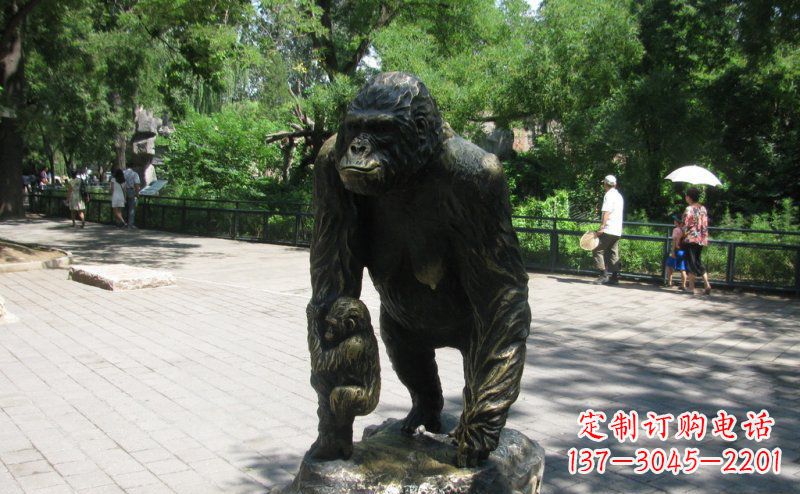 潍坊象征力量的猩猩铜雕
