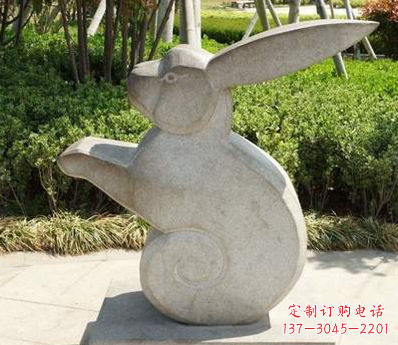 潍坊公园动物大兔子雕塑
