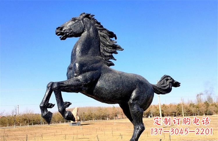 潍坊公园动物立马铜雕