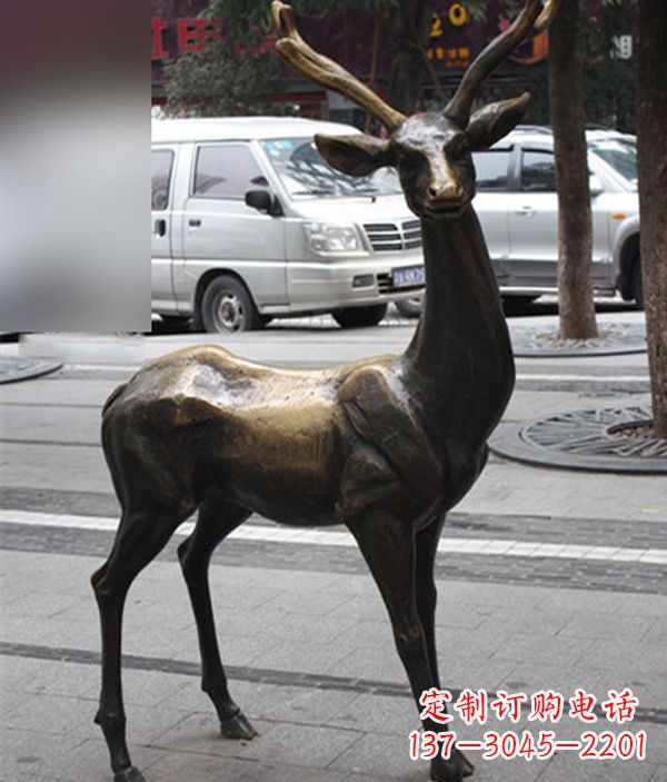 潍坊公园动物鹿铜雕