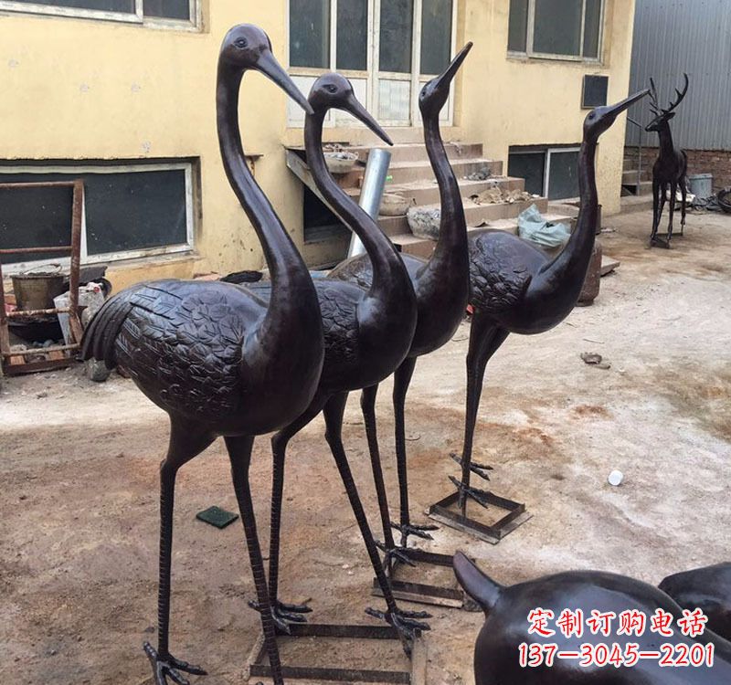 潍坊雕刻精致灵动的丹顶鹤铜雕
