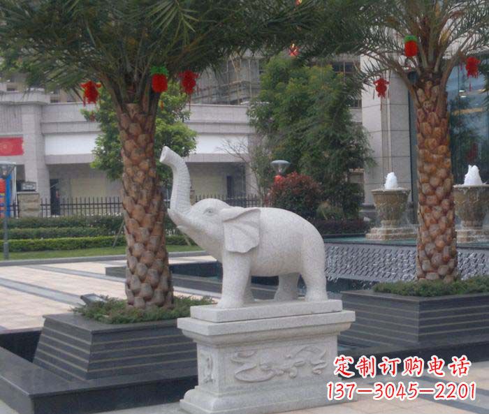 潍坊公园动物小象石雕