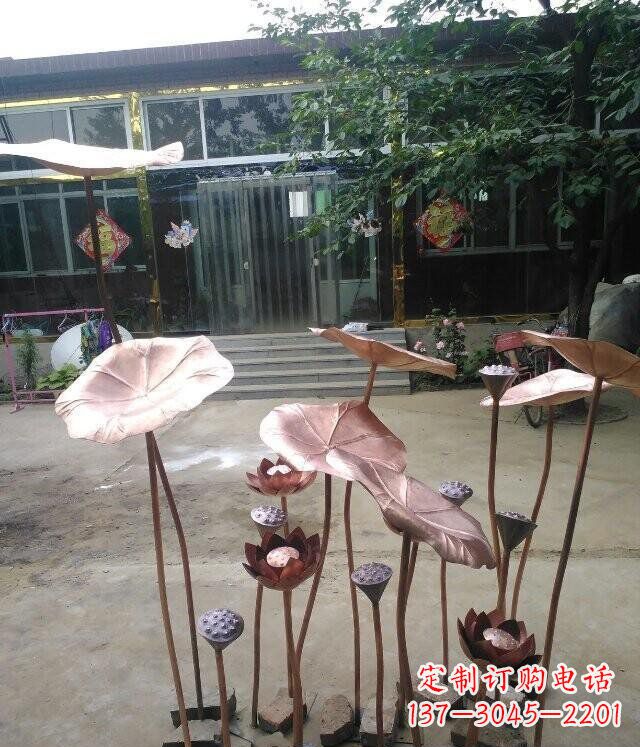 潍坊精美锻铜荷叶雕塑