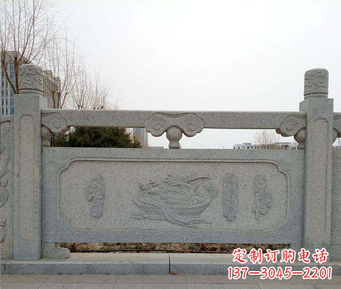 潍坊公园户外栏板石雕