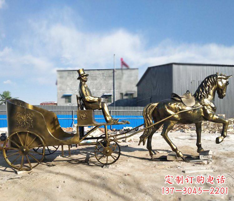 潍坊公园景观坐着马车的人物铜雕