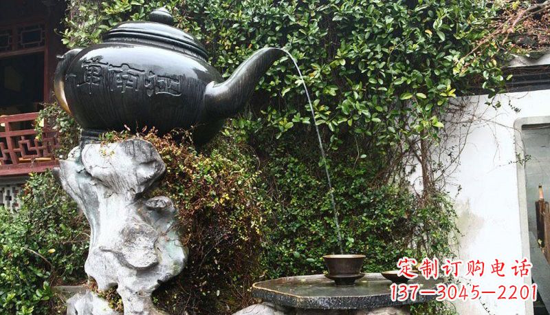 潍坊公园流水茶壶铜雕222