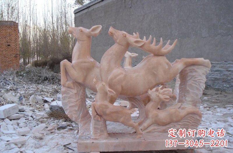 潍坊脱颖而出的公园梅花鹿群石雕