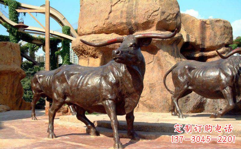 潍坊公园牛动物铜雕
