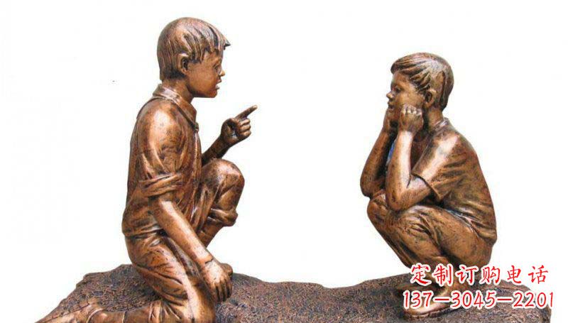 潍坊专业定制小品铜雕-尊贵的雕塑男孩