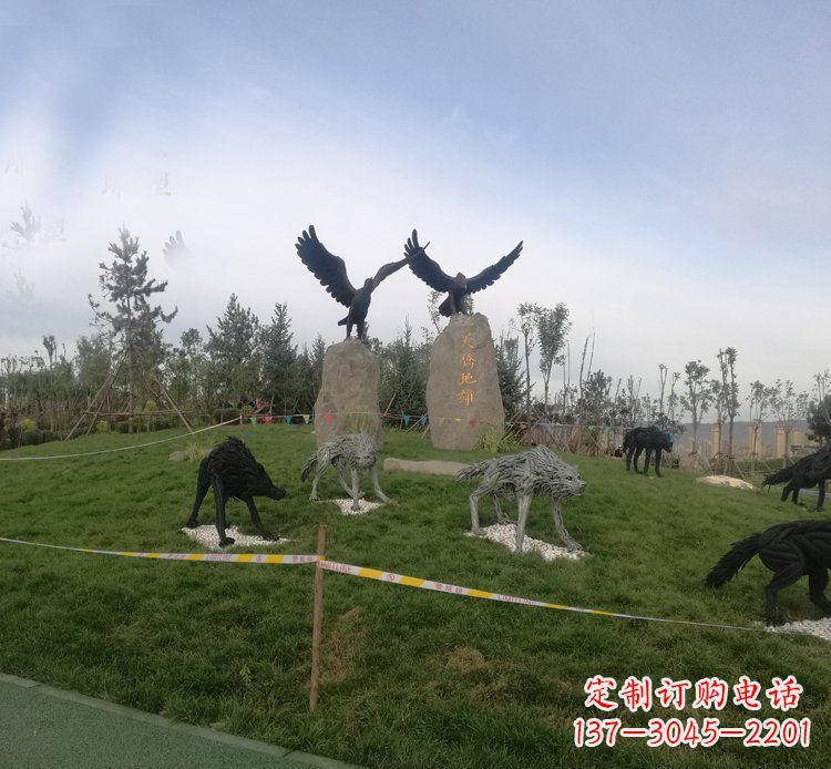 潍坊令人惊叹的老鹰雕塑
