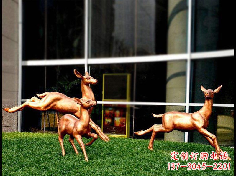 潍坊公园铜雕奔跑小鹿动物雕塑