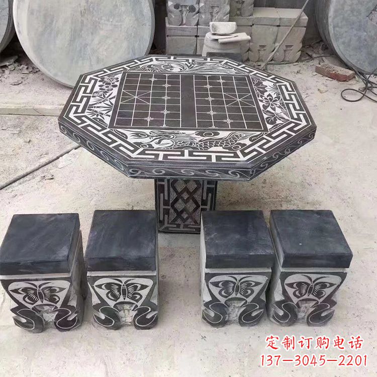 潍坊中领雕塑精美的石桌凳雕塑
