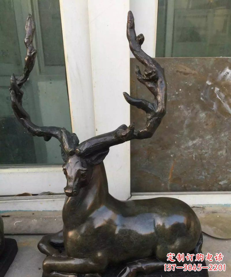 潍坊铸铜小鹿动物雕塑