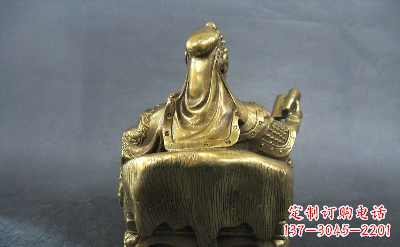 潍坊关公读春秋武财神铜雕