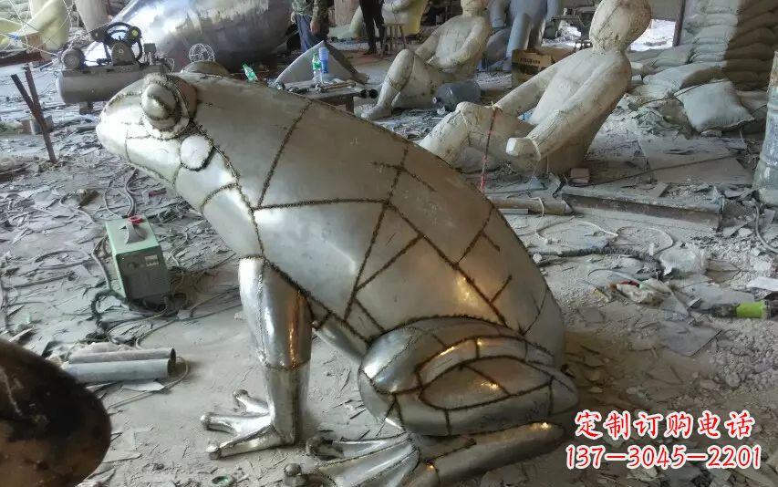 潍坊中领雕塑精美不锈钢青蛙动物雕塑