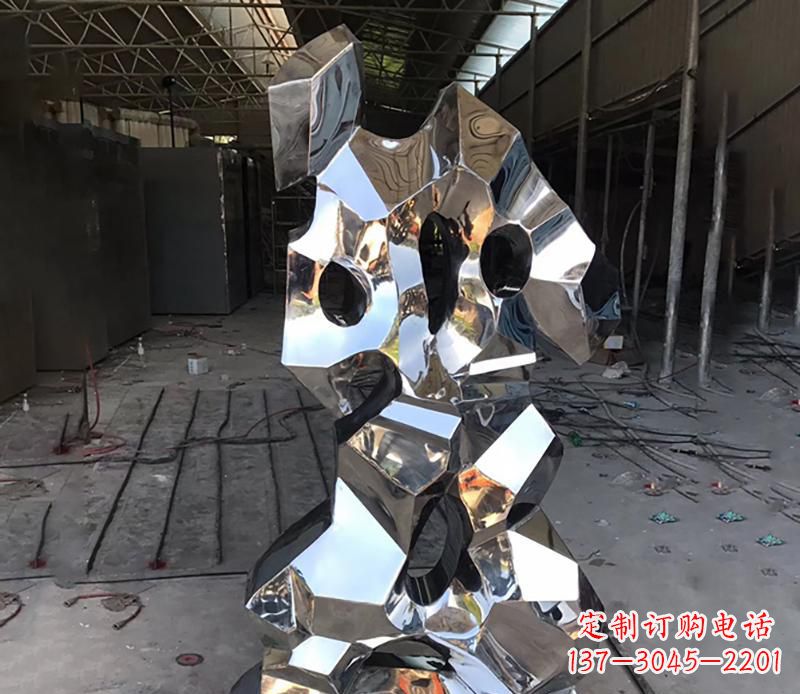 潍坊广场不锈钢太湖石雕塑