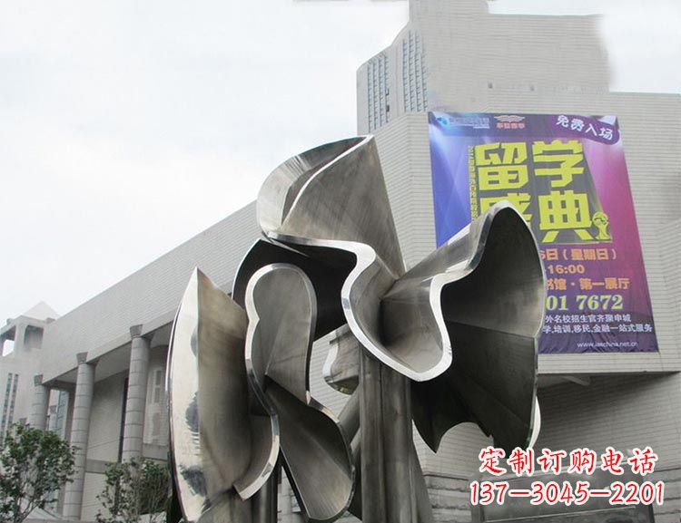 潍坊广场不锈钢弯曲荷叶景观雕塑