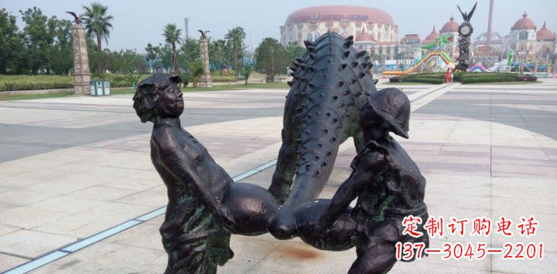潍坊广场抽象恐龙和小孩景观铜雕
