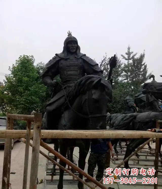 潍坊浪漫古将骑马铜雕,让您感受古代将军的风采!