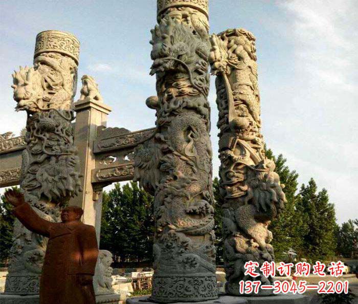 潍坊广场景观大理石龙柱石雕