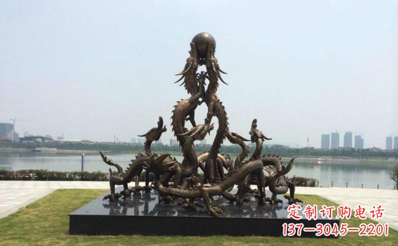 潍坊广场九龙不锈钢雕塑