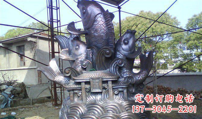 潍坊广场鲤鱼跃龙门景观铜雕