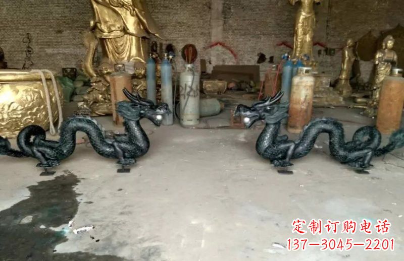 潍坊广场青铜双龙戏珠雕塑