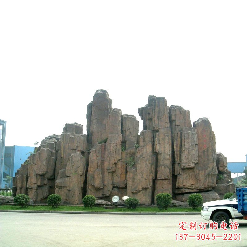 潍坊中领雕塑:全球领先的广场塑石假山雕塑定制厂家