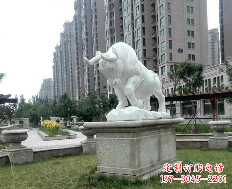 潍坊汉白玉开荒牛小区园林动物石雕