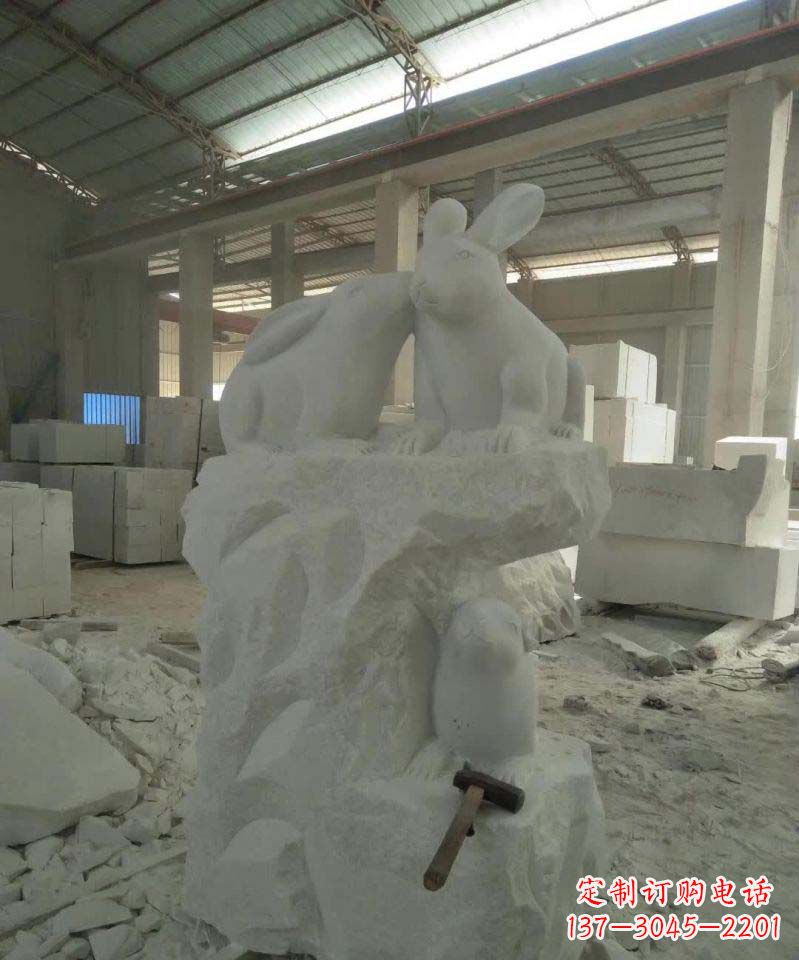 潍坊汉白玉生肖兔雕塑