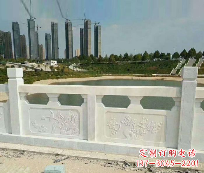 潍坊护城河建筑石雕栏板，精美绝伦