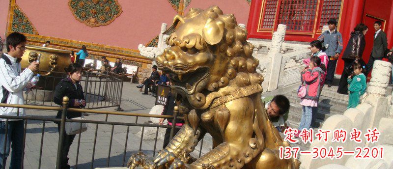 潍坊黄铜狮子雕塑，展现故宫魅力