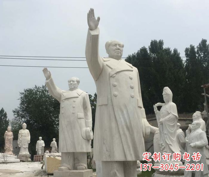 潍坊挥手的毛主席校园伟人石雕