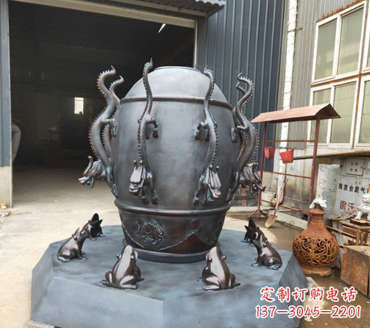 潍坊浑天仪玻璃钢仿铜雕塑，活跃校园景观