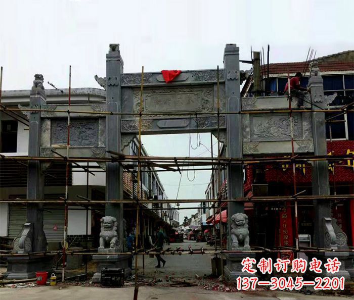 潍坊中领雕塑-精美街道三门石雕牌楼