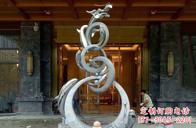 潍坊中领雕塑高端定制不锈钢龙门雕塑