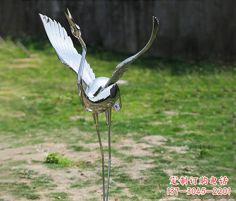 潍坊高端定制丹顶鹤展翅不锈钢雕塑