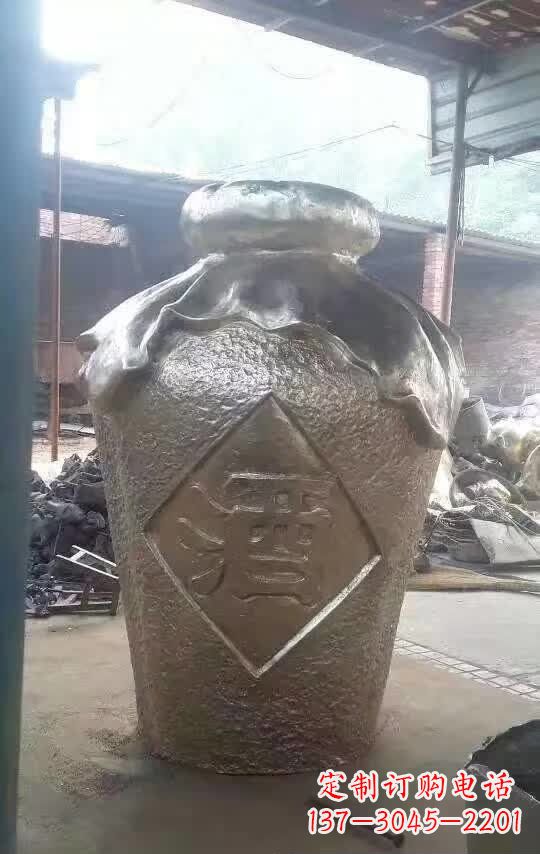 潍坊传统文化气质的酒坛铜雕